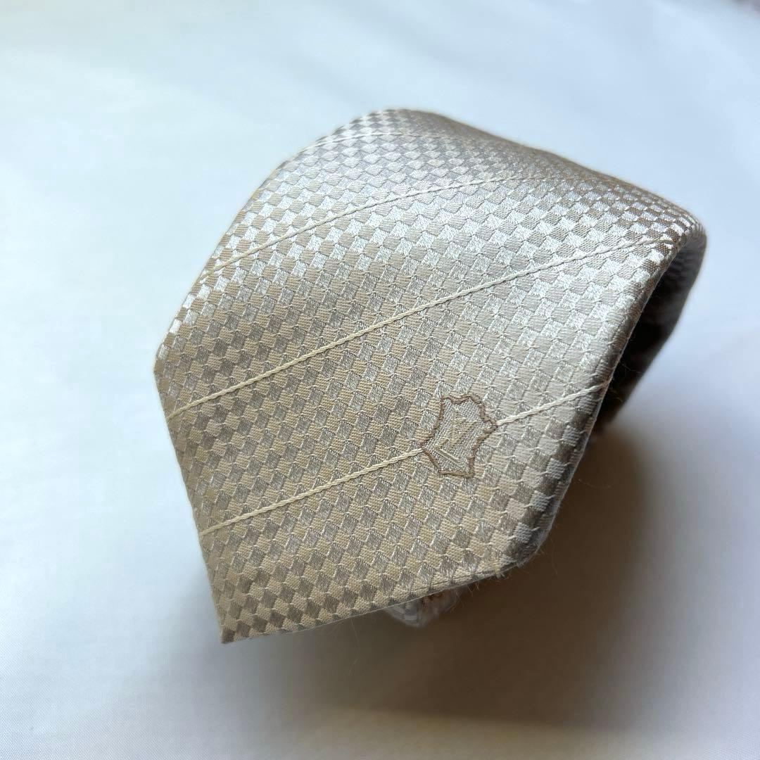 美品　LOUIS VUITTON ネクタイ　マイクロダミエ　LVロゴ　ゴールド
