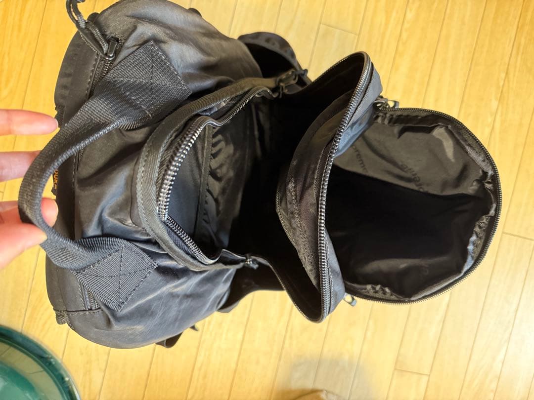 Supreme ブラック リュック・バック
