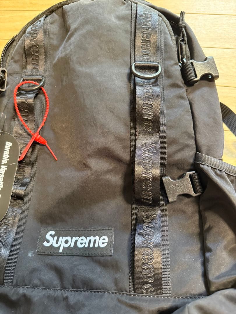 Supreme ブラック リュック・バック