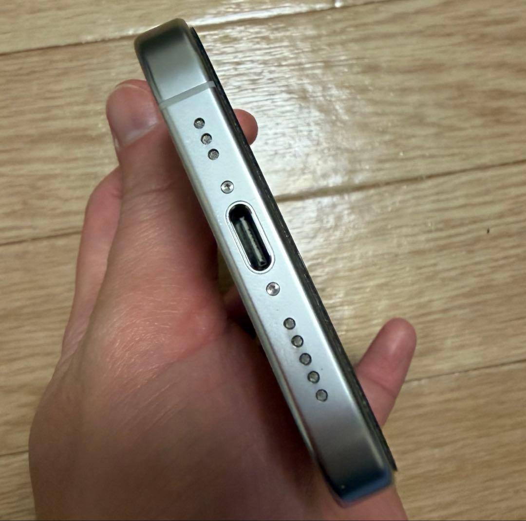 超美品 iPhone 16 pro ホワイトチタニウム 256gb 香港版