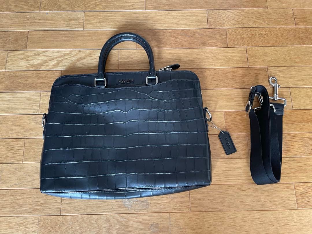 ブラックレザー ビジネスバッグ クロコダイル風