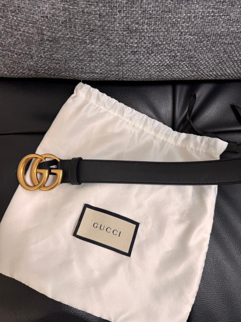 GUCCI ブラックレザーベルト 85cm ダブルGロゴ