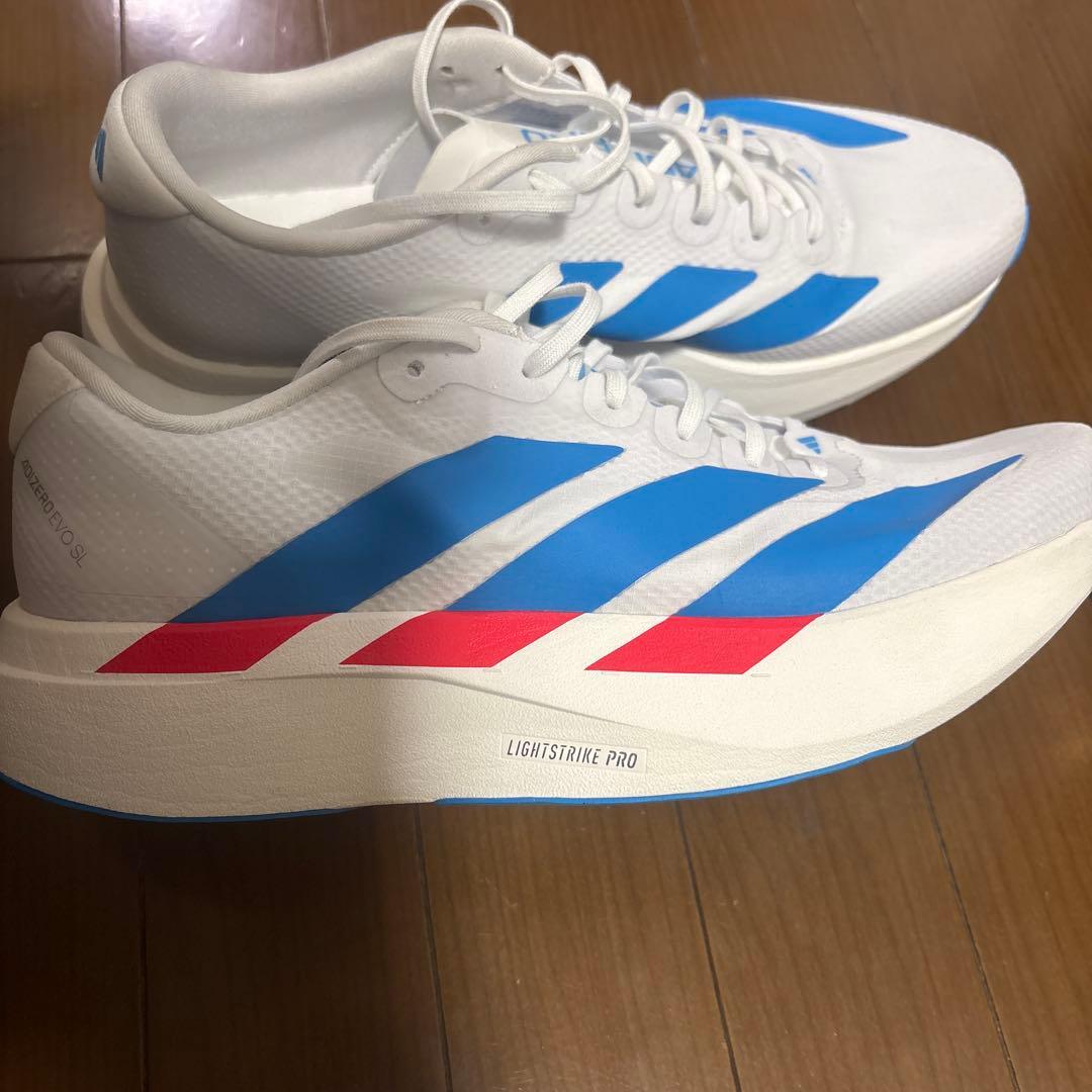 アディゼロ EVO SL WOVEN メンズ27センチ