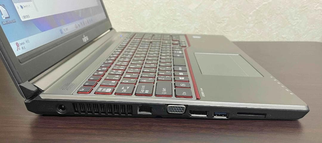 Win11 富士通LIFEBOOK 第6世代i5 メモリ12GBSSD512GB