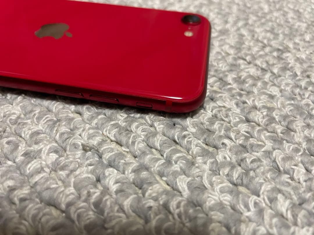 iPhone SE (第2世代) レッド 本体