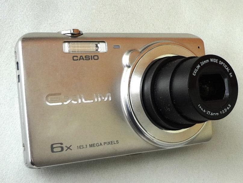 CASIO カシオ EXILIM EX-Z780 コンパクトデジタルカメラ