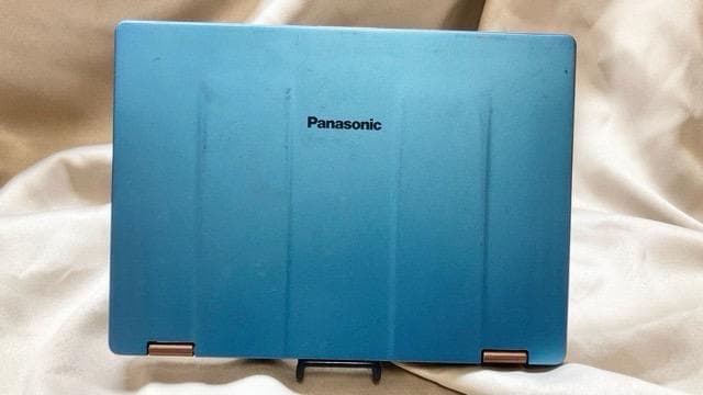 レッツノート CF-RZ4天板ブルー超軽量745g windows10