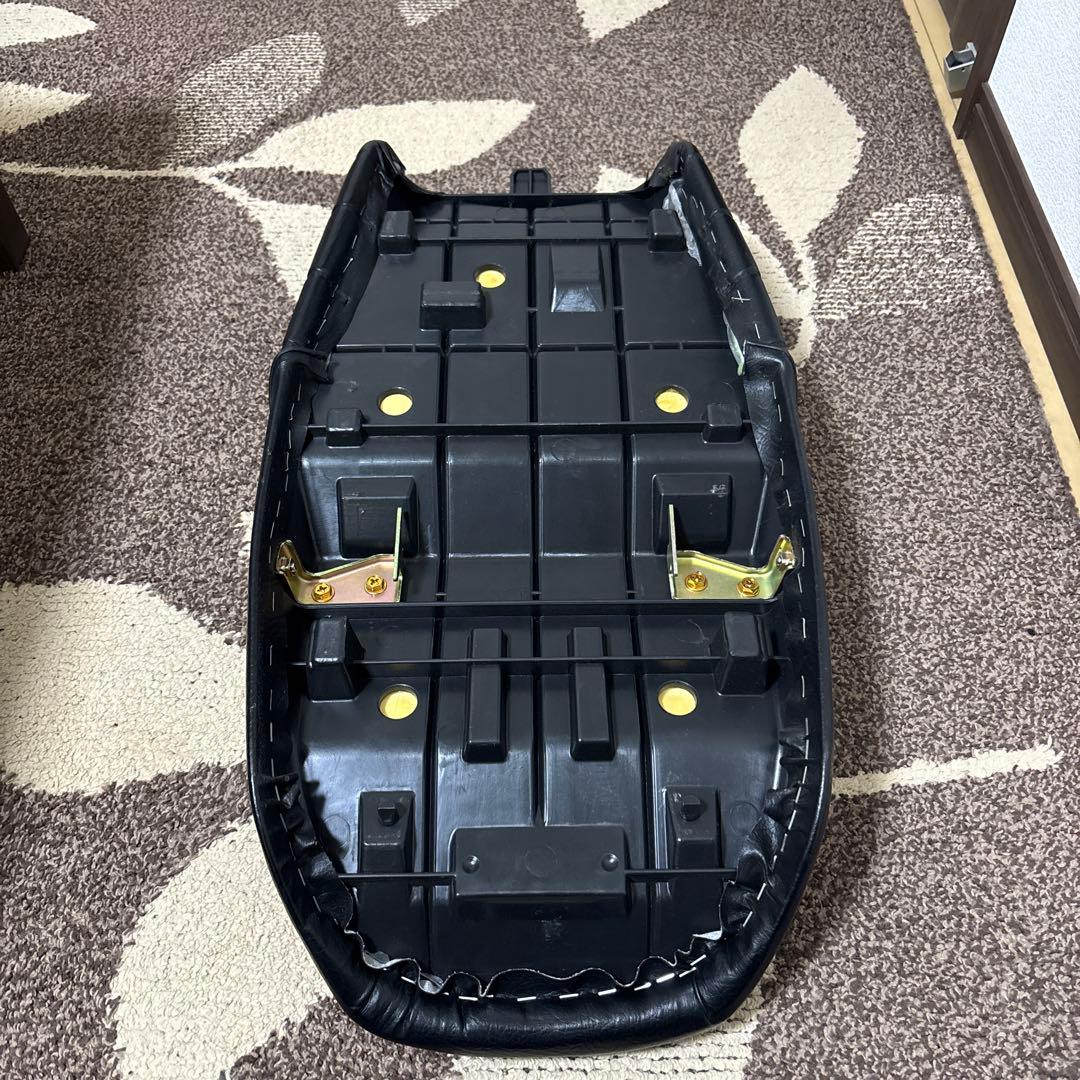 ゼファー 750 シート　ゲルザブ入り