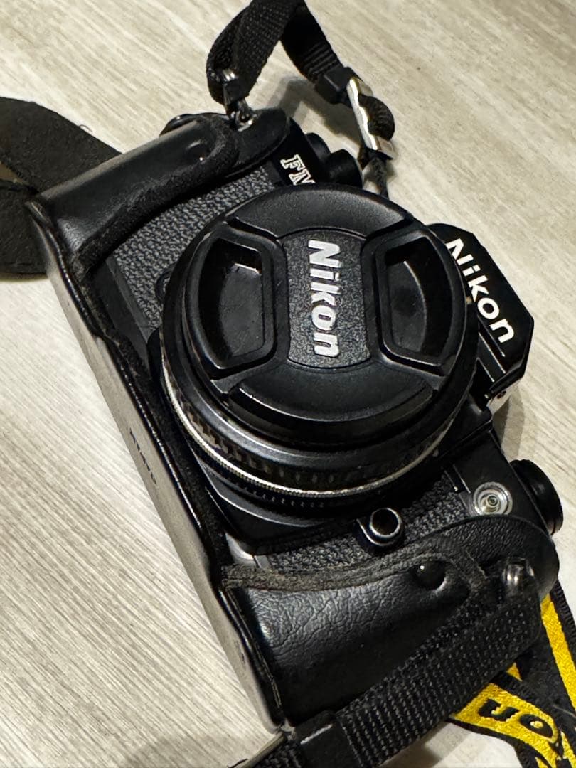 ニコン FM2 フィルムカメラ Nikkor50mm f/1.8 レザーケース付
