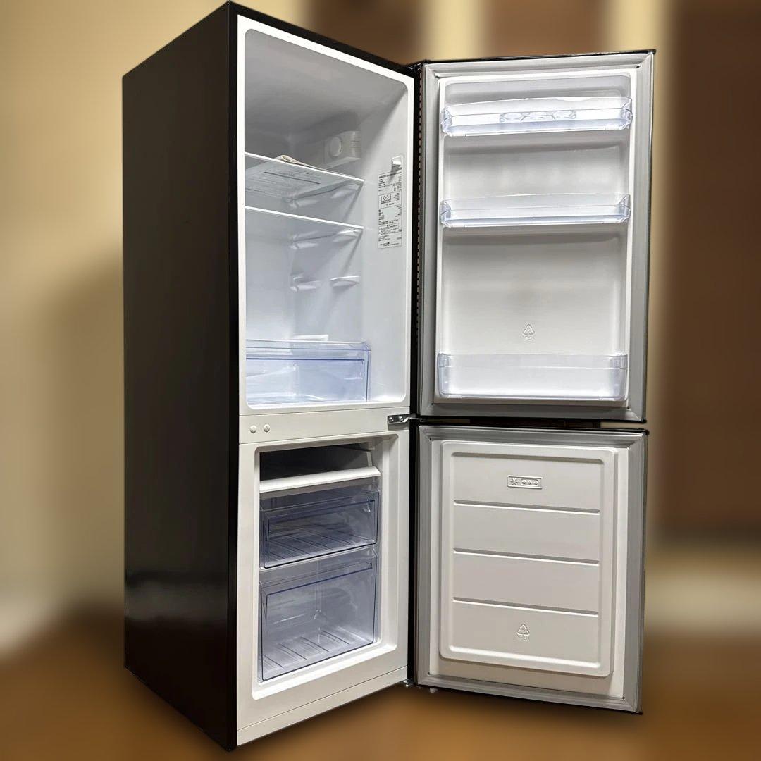 美品 YAMAZEN 2024年製 冷蔵庫 幅50cm 173L エネ 静音
