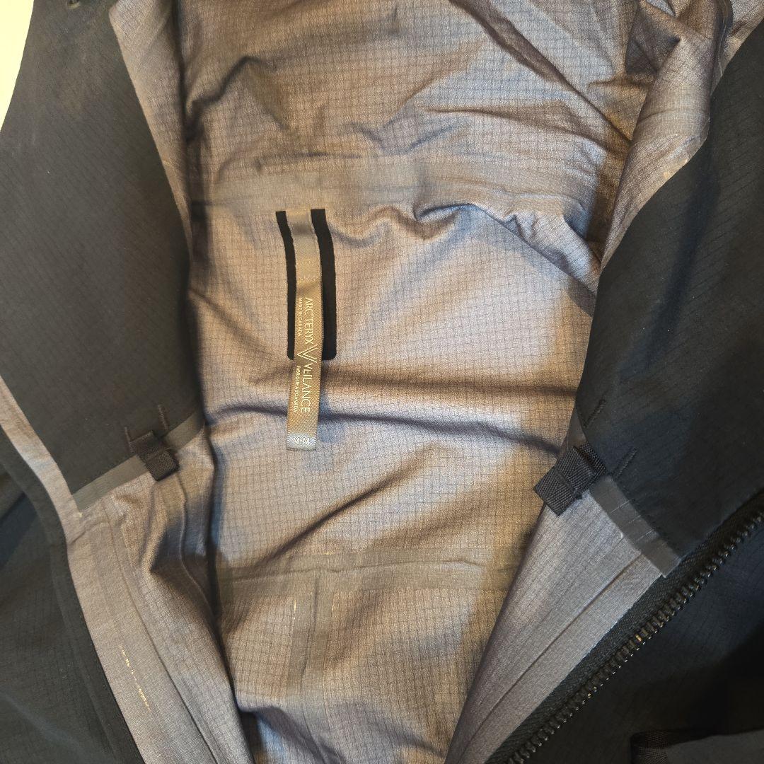 【美品】ARC‘TERYX VEILANCE Monitor Coat　M
