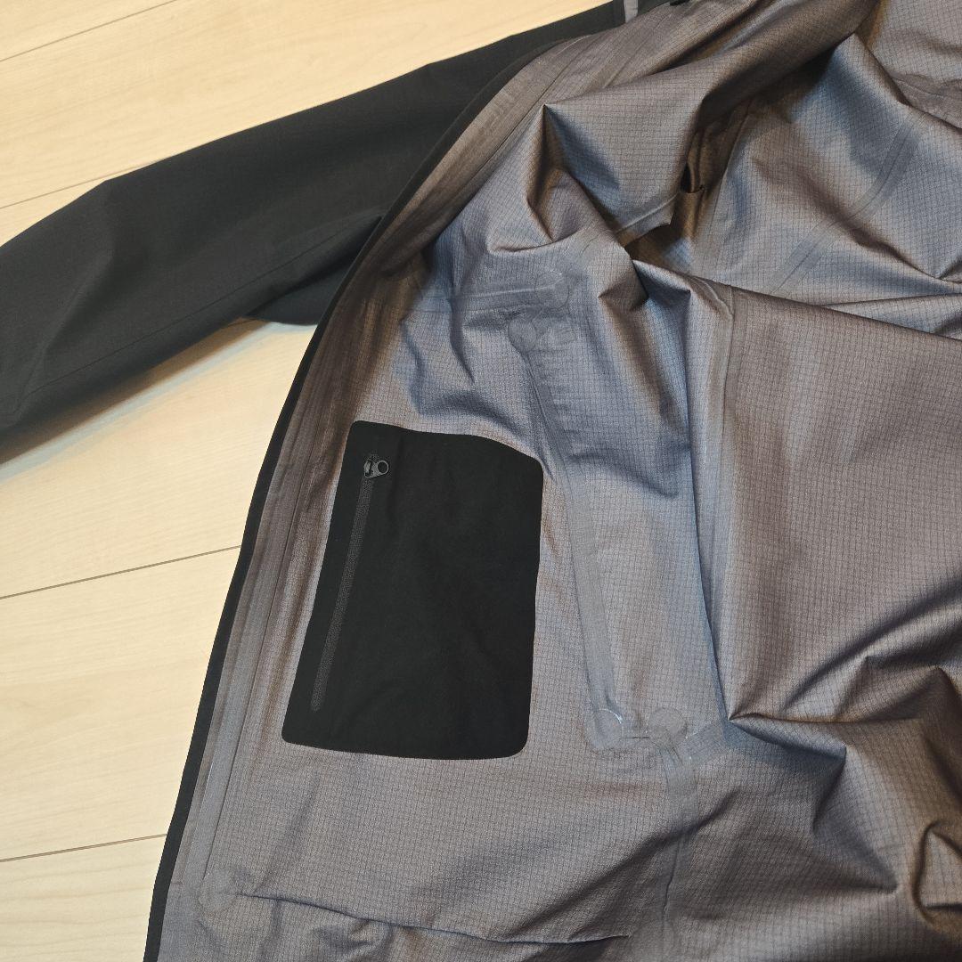 【美品】ARC‘TERYX VEILANCE Monitor Coat　M