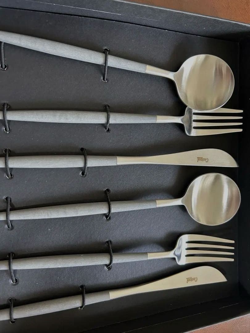 Cutipol カトラリーセット ステンレススチール