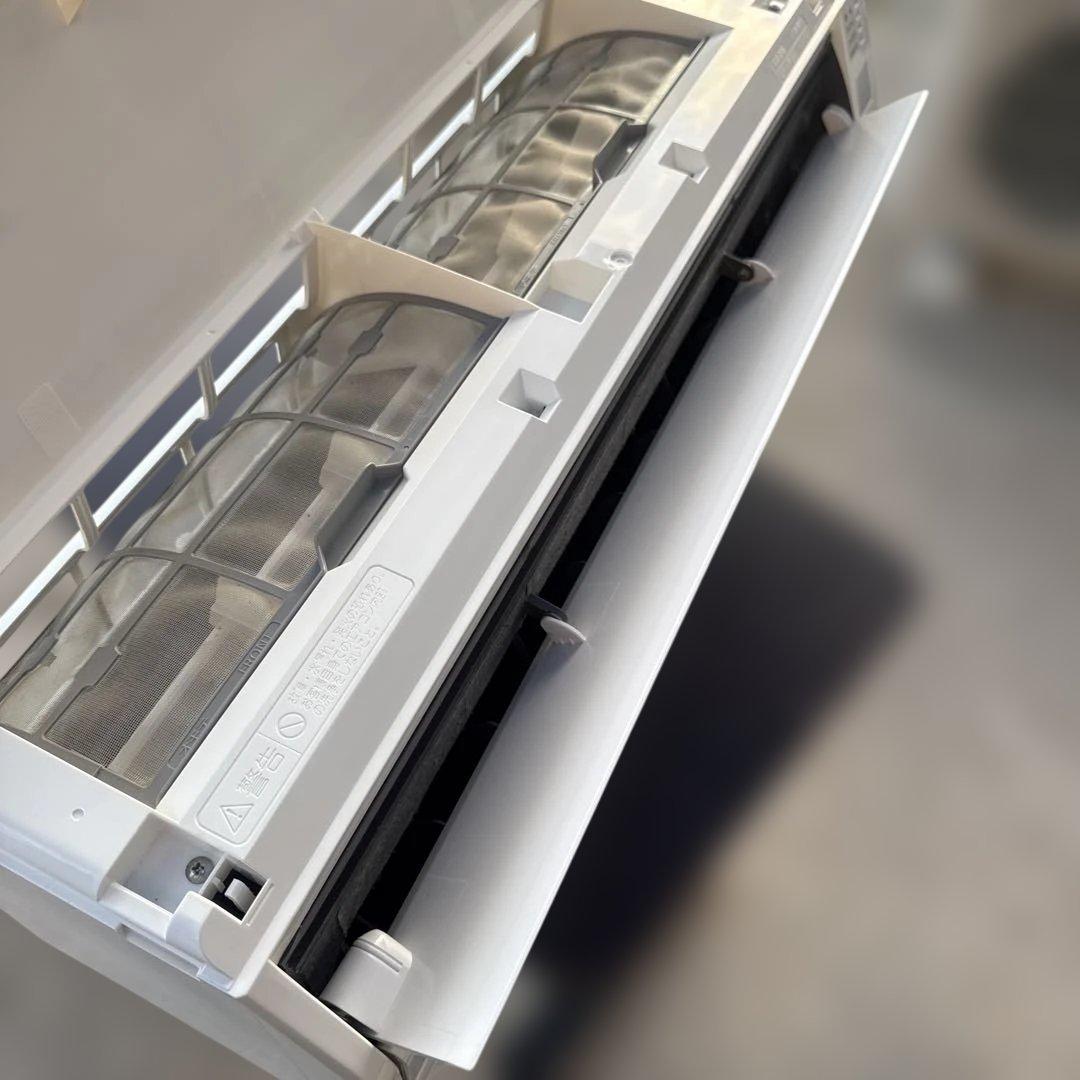 エル様引き取り限定富士通　ルームエアコン　主に６畳　AS-C22G-W