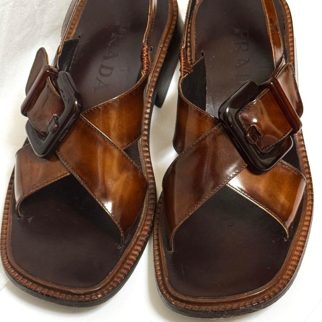プラダ PRADA サンダル ブラウン ビッグバックル ヴィンテージ風 37