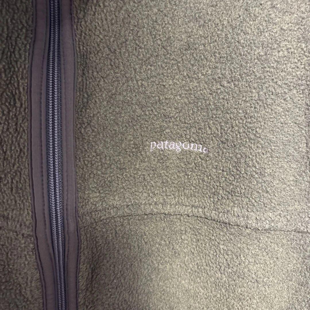 patagonia シンチラベスト カーキ M