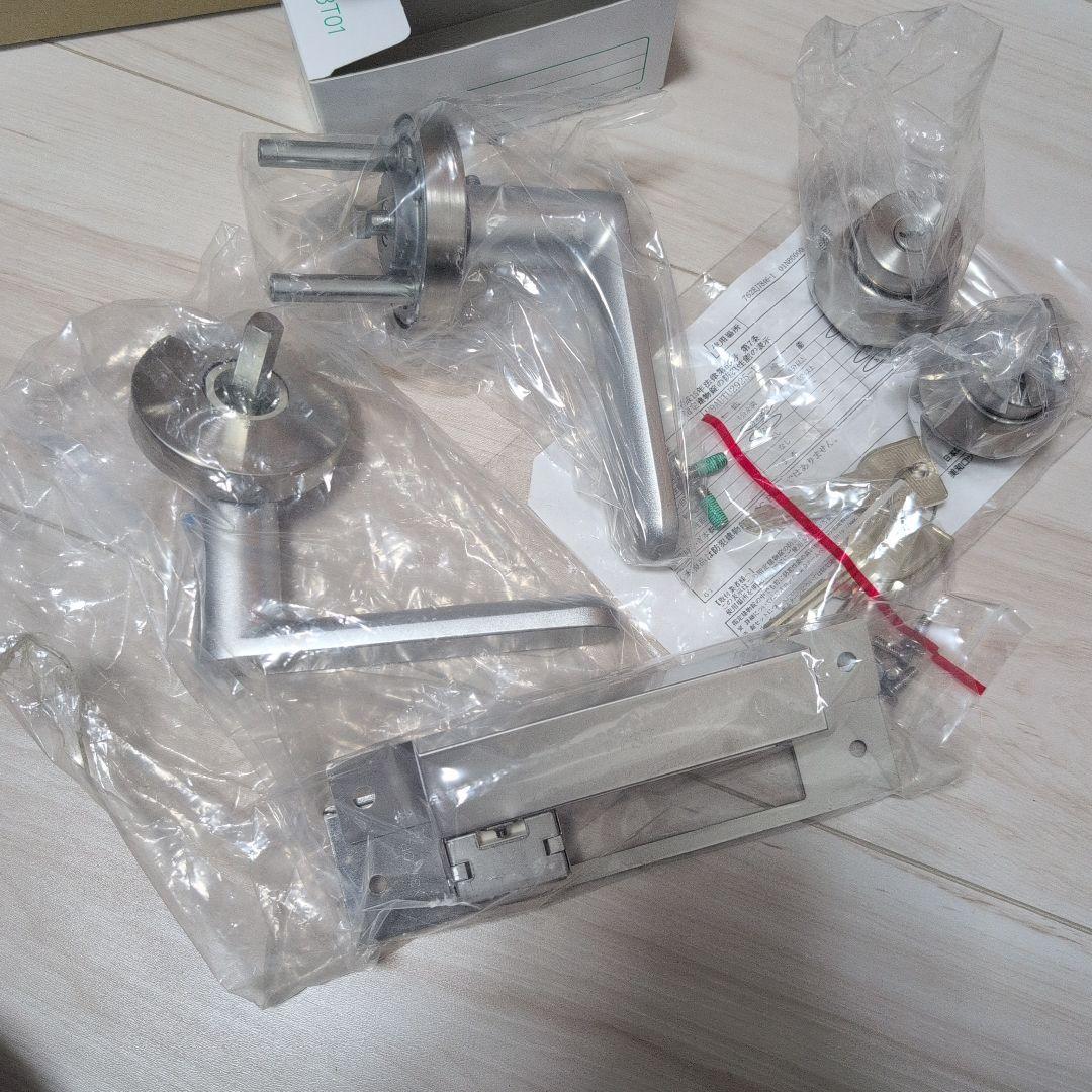 美和ロック電気錠　サムターンカバー付。