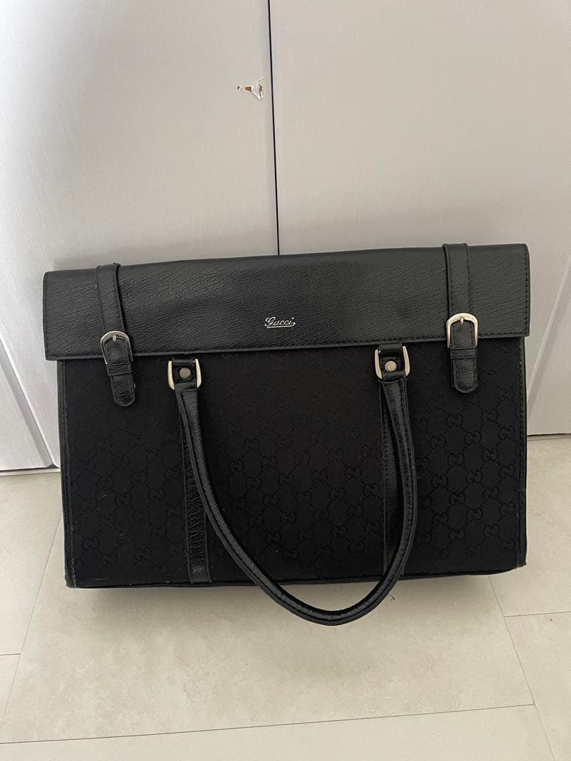 m*u様 GUCCI カバン　ケース