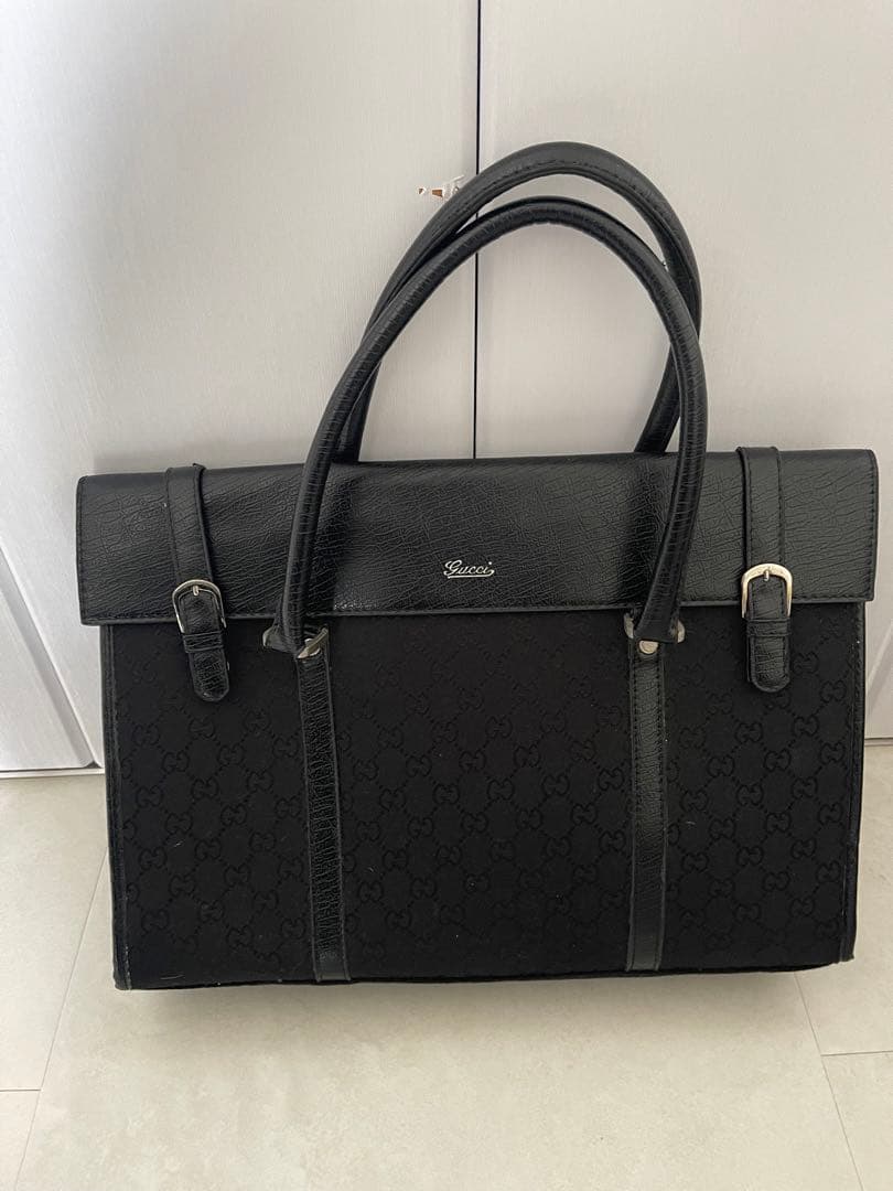 m*u様 GUCCI カバン　ケース