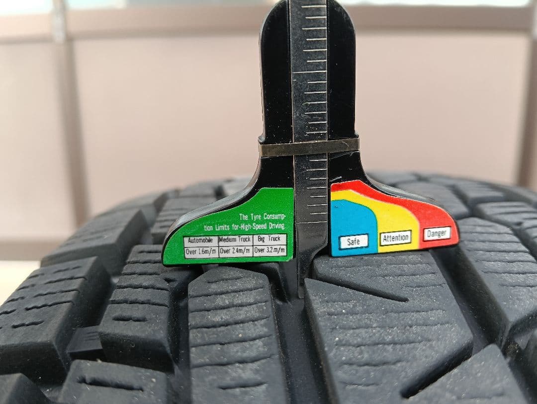 175/80R16 スタッドレスタイヤ　ホイール　セット　ジムニー