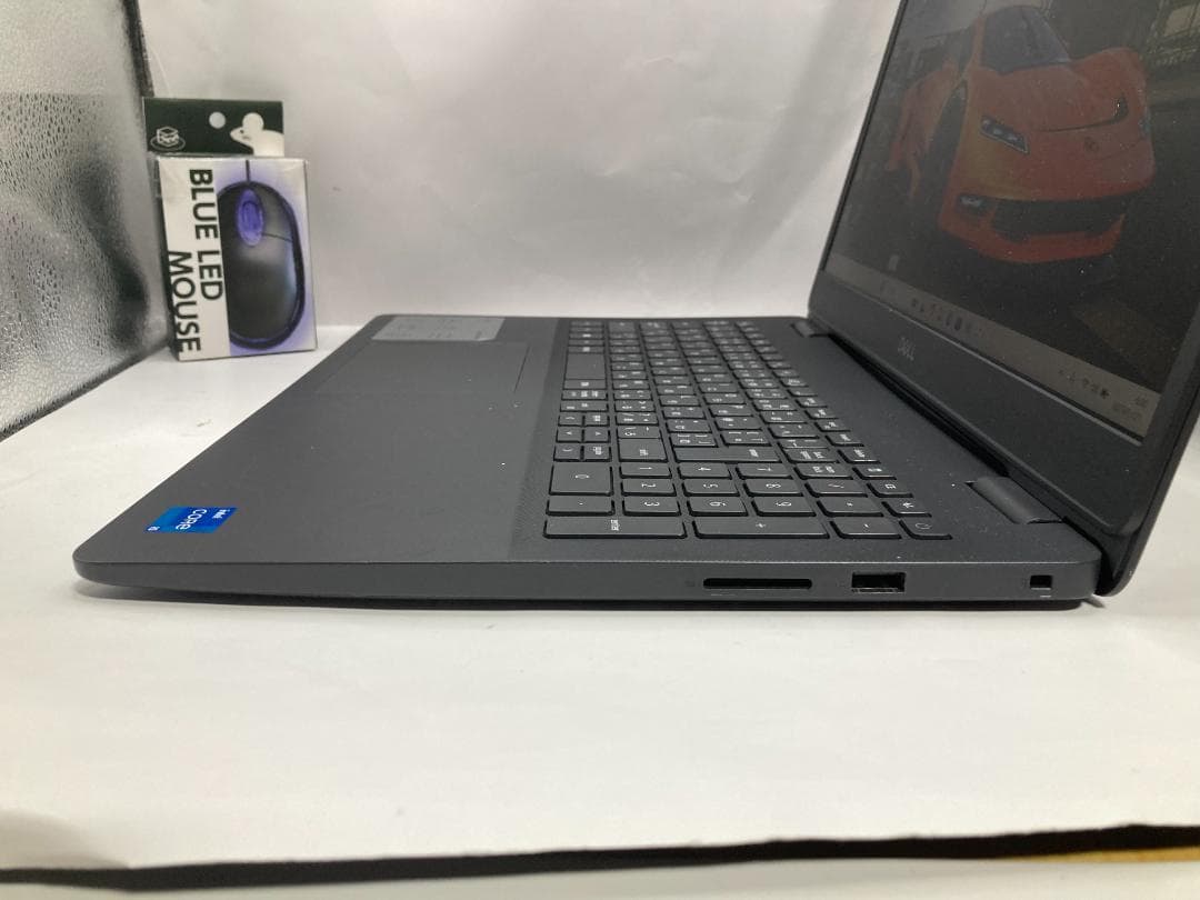 461 DELL 3500 第11世代i5 メモリ16GB 新品SSD512GB