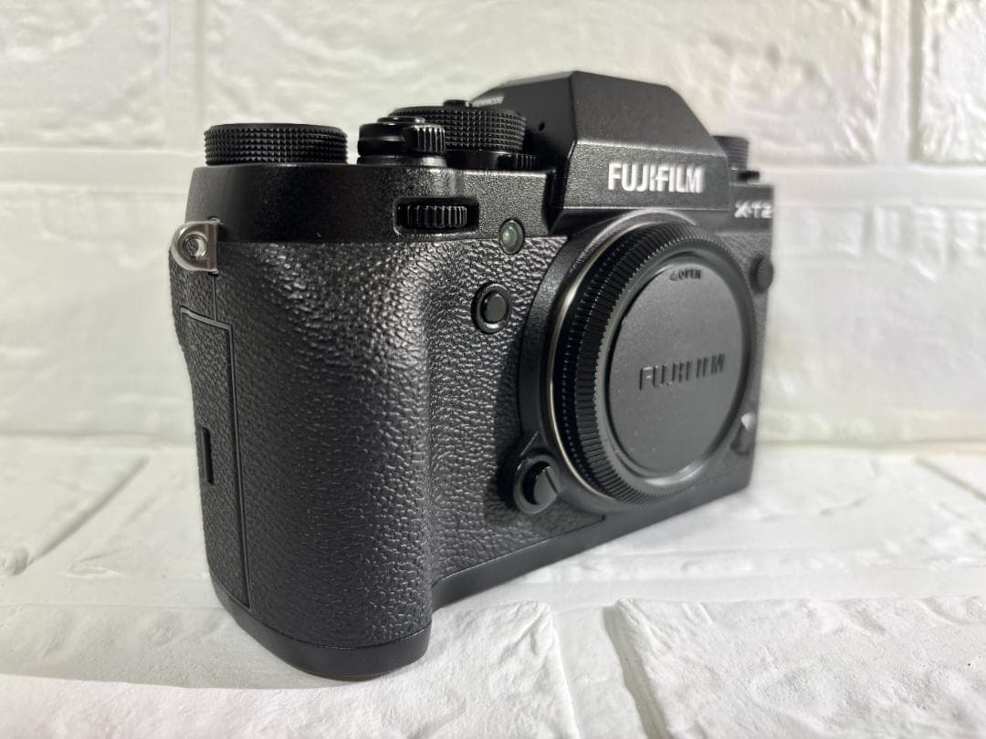 Fujifilm X-T2 ミラーレスカメラ 本体