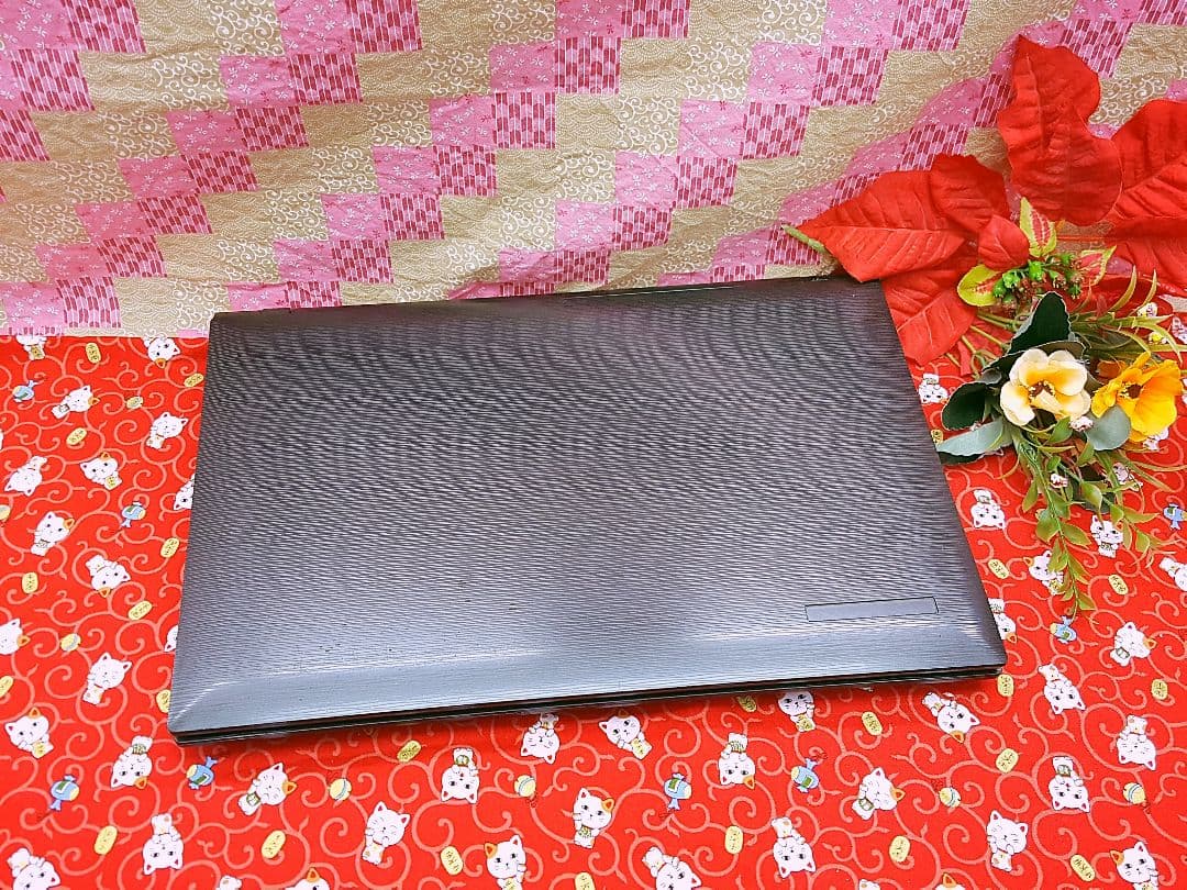 第3世代Corei5❄Win10❄カメラ搭載❄テレワーク可能❄動画編集❄オフィス