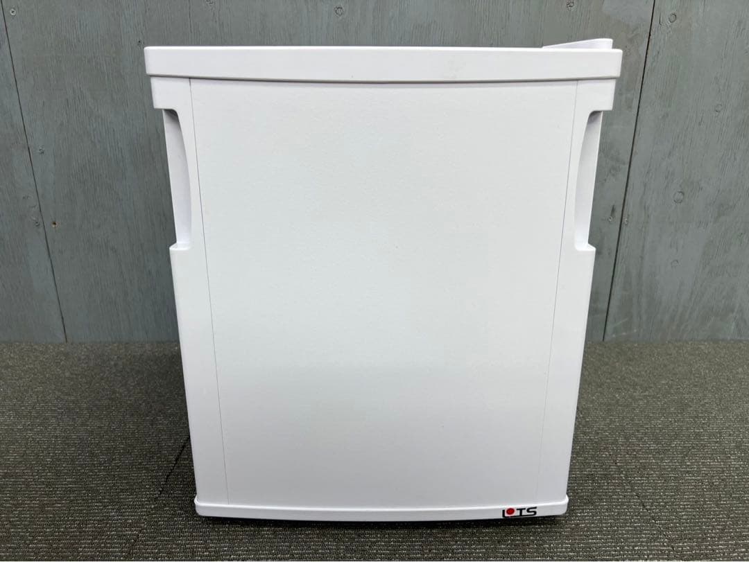 A2◆送料無料◆LOTS サイレントミニ電子冷蔵庫　無音無振動　寝室　コンパクト