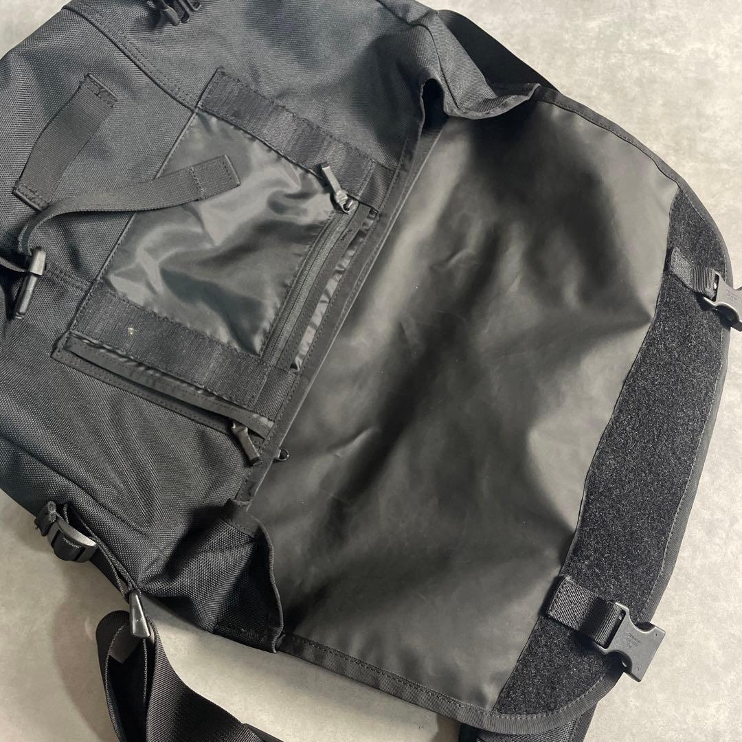 美品 TIMBUK2 メッセンジャーバッグ Mサイズ　ショルダーバッグ