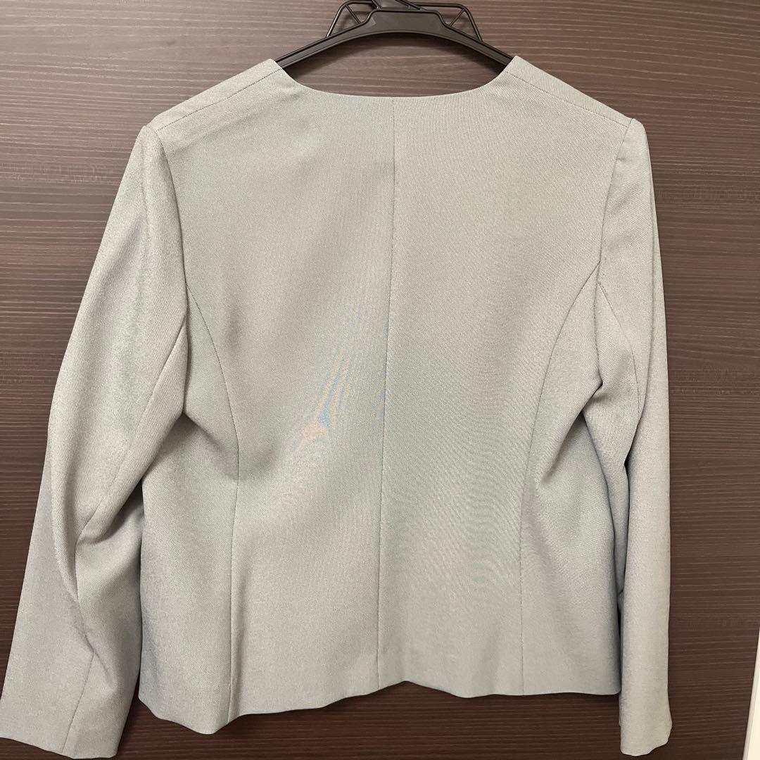 グレー ノーカラー パンツスーツ 上下セット