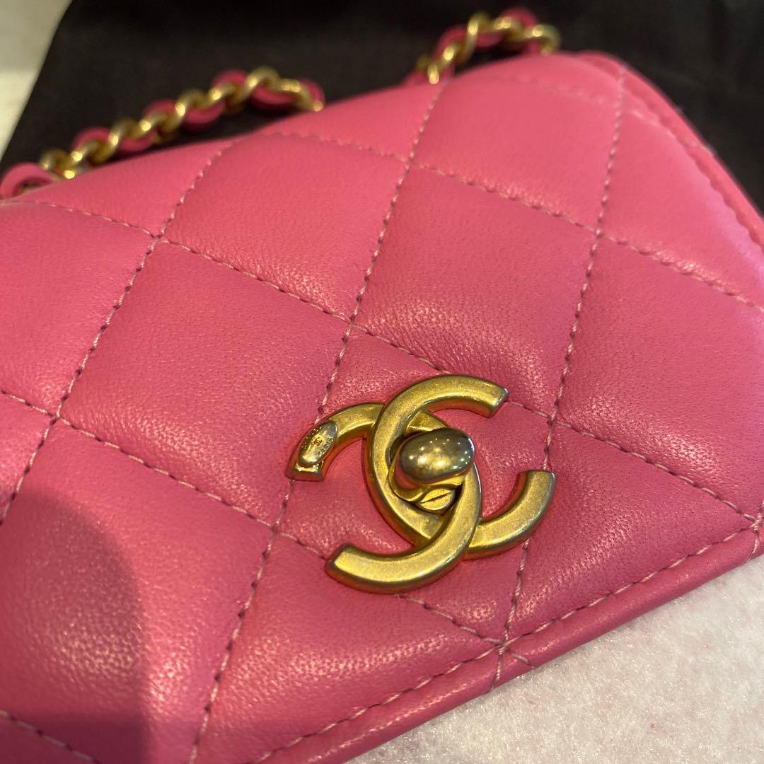 超美品CHANELシャネル♡ピンクマトラッセスマホケースミニショルダーバッグ
