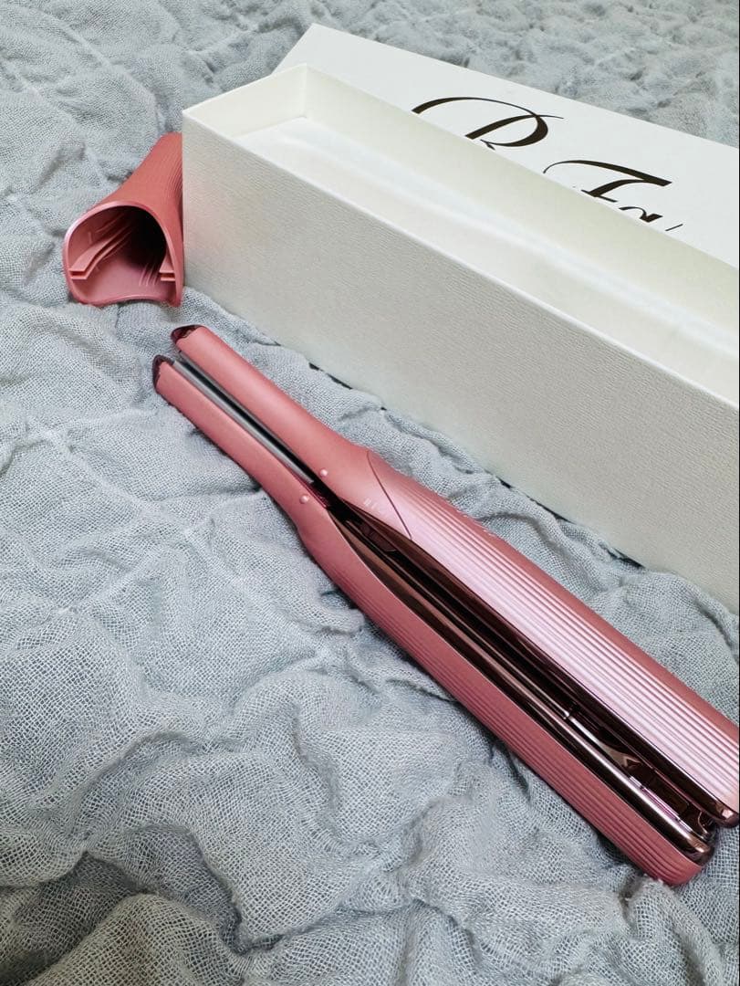 【超美品/ほぼ新品】リファフィンガーアイロン ST ピンク