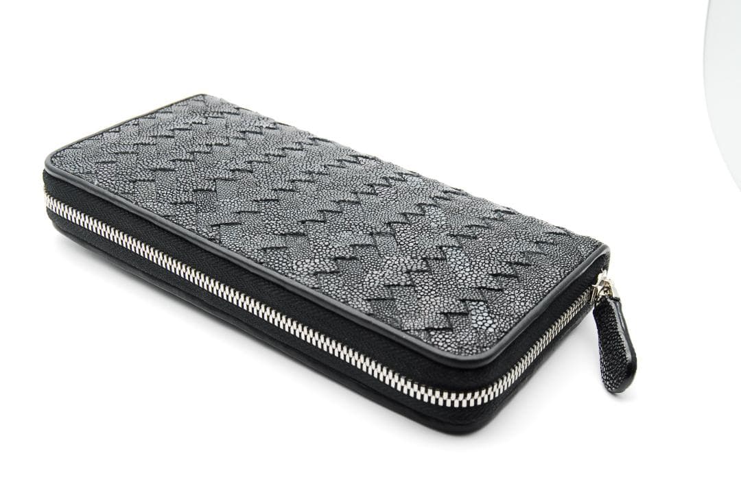 限定値下げ スティングレイ ガルーシャ エイ革 ブラックレザー 編み込み 長財布