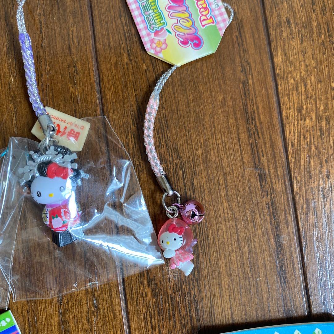 ご当地キティ　ストラップ　43点まとめ売り
