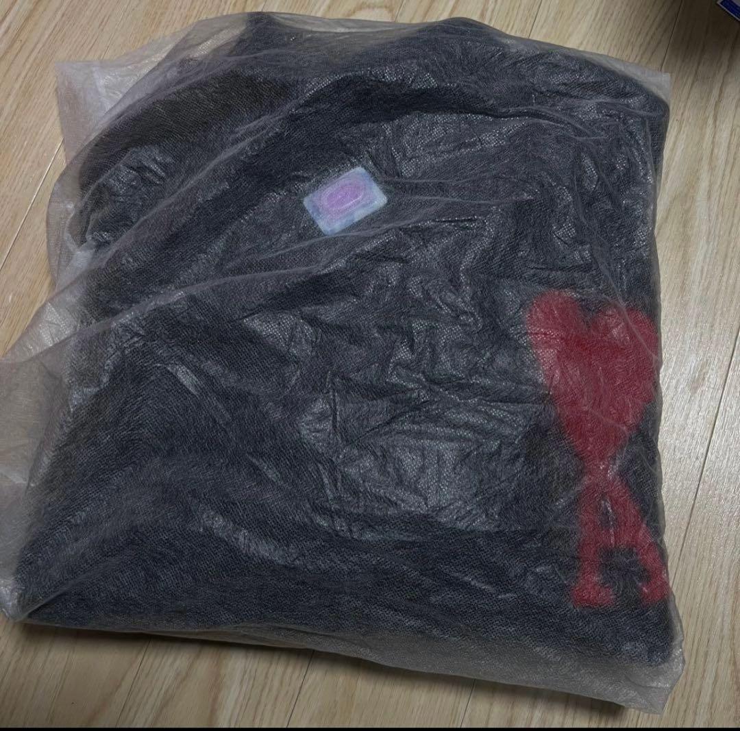 ami タートルネックニット 黒 ハート刺繍　XL