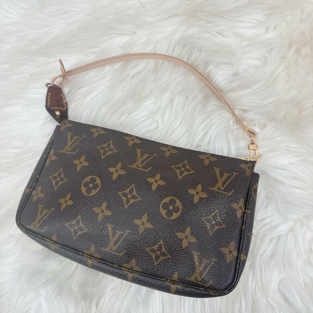 ルイヴィトン　モノグラム　ポシェットアクセソワール　旧型　AR0937 社外補修