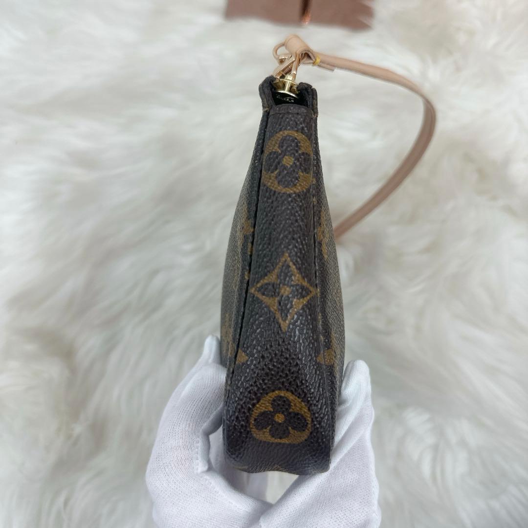 ルイヴィトン　モノグラム　ポシェットアクセソワール　旧型　AR0937 社外補修