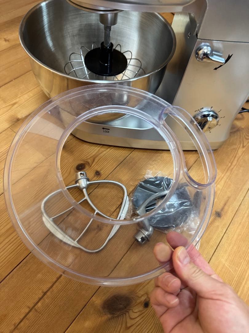 スタンドミキサー　キッチン　パン作りなど　ステンレス 6スピード 業務用