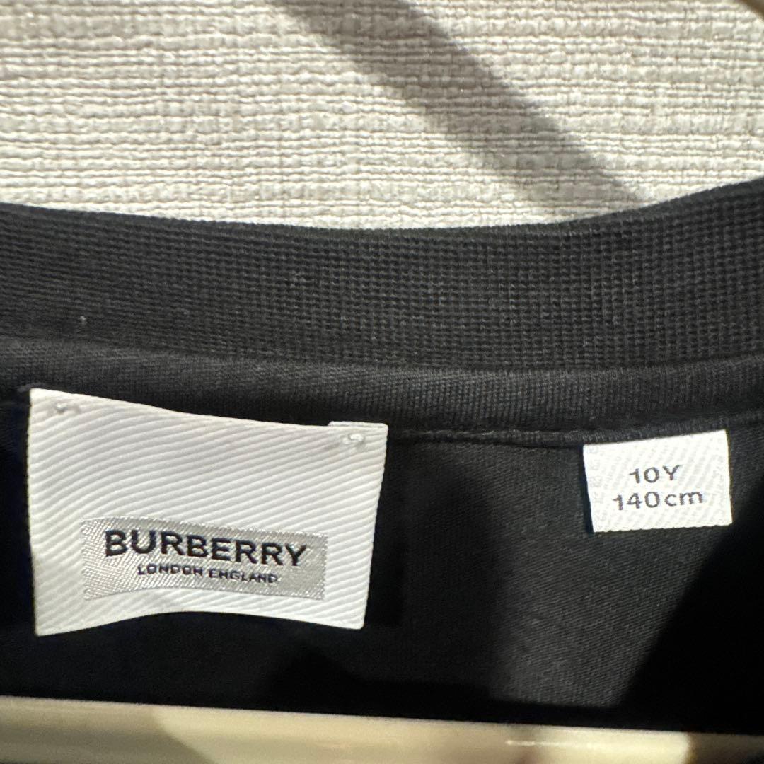 BURBERRY ブラック Tシャツ 10Y 140 ロゴ　チェック　半袖