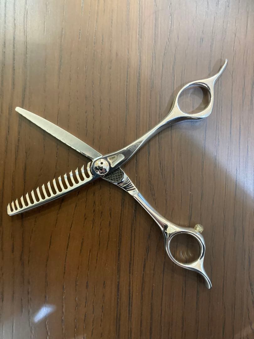 トギノン　クイーンシグマ　セニング　シザー