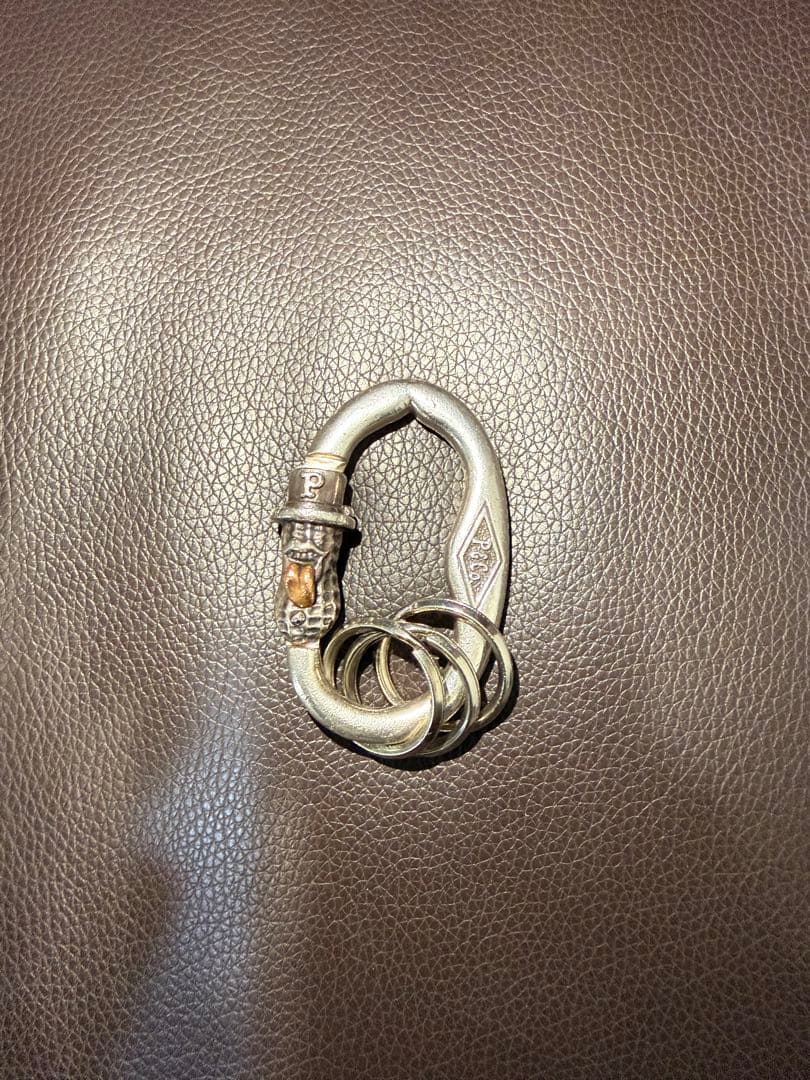 PEANUTS & Co.ベロ peanuts Carabiner Silver