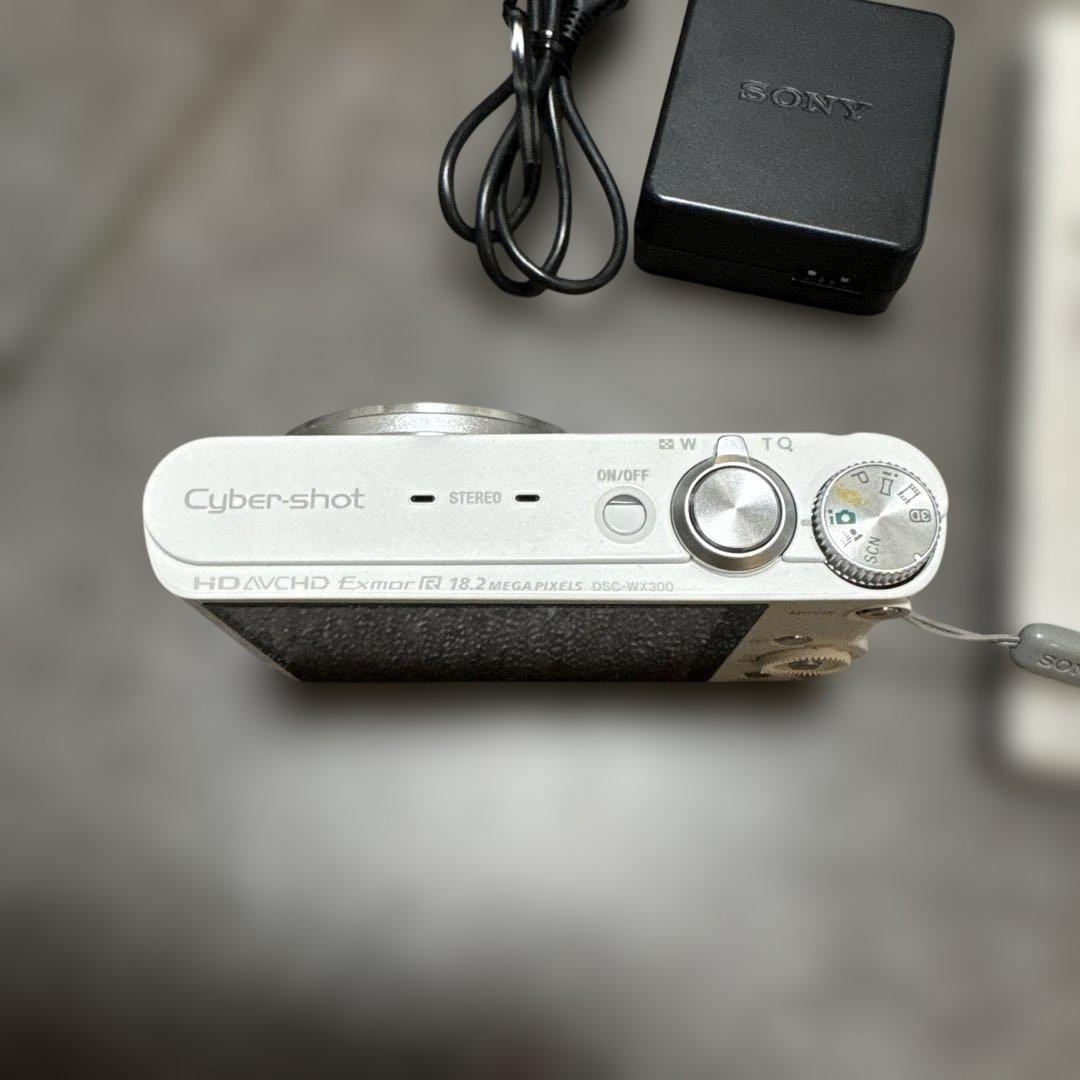 ジャンク品　Sony Cyber-shot DSC-WX300 ホワイト 説明書