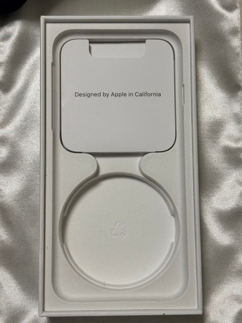 スマートフォン本体 iPhone SE2 128GB