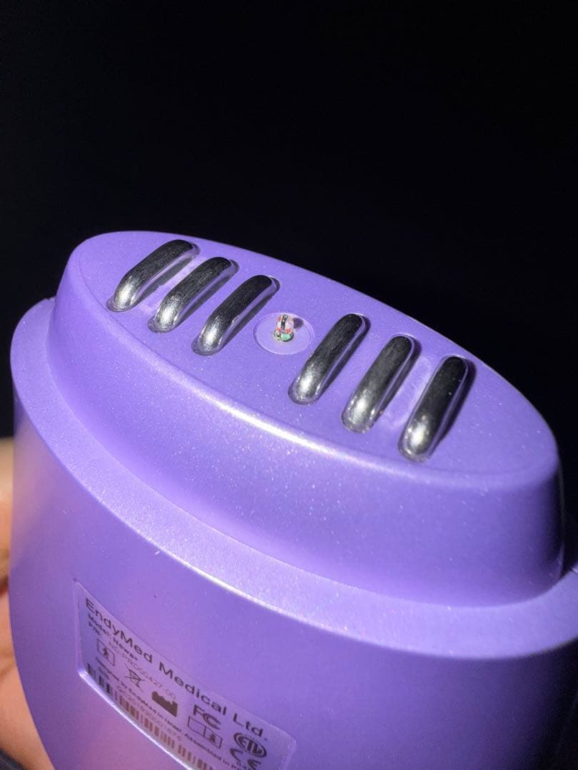 NEWA リフト プラス　＋　美顔器 紫色 本体と電源アダプター　ニューアリフト