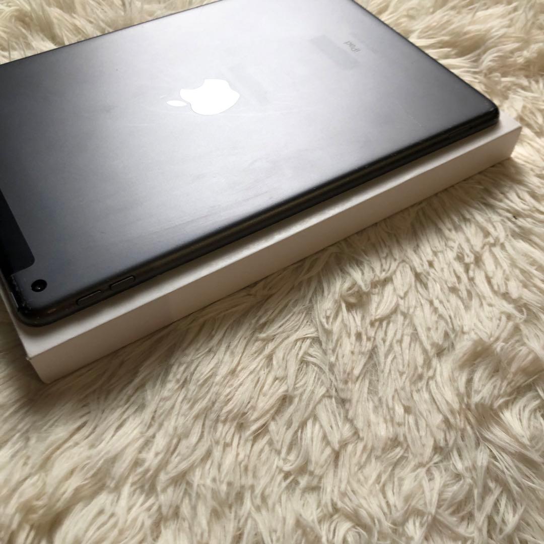 【完動品】iPad 第7世代 128GB SIMフリー【すぐ発送】