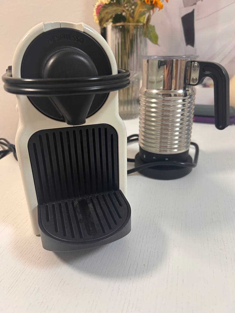 ネスプレッソ イニッシア エアロチーノ4 セット