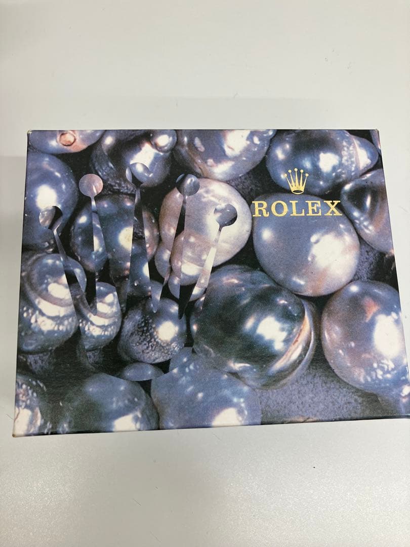 ROLEX 赤いケースと付属品セット 　　　　【ROLEXの箱、取説書のみ】