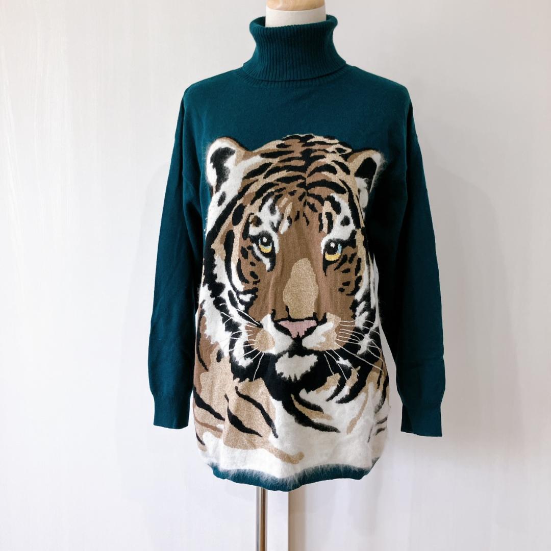 【美品】　伊太利屋　トラモチーフタートルネックセーターダーク2点おまとめ