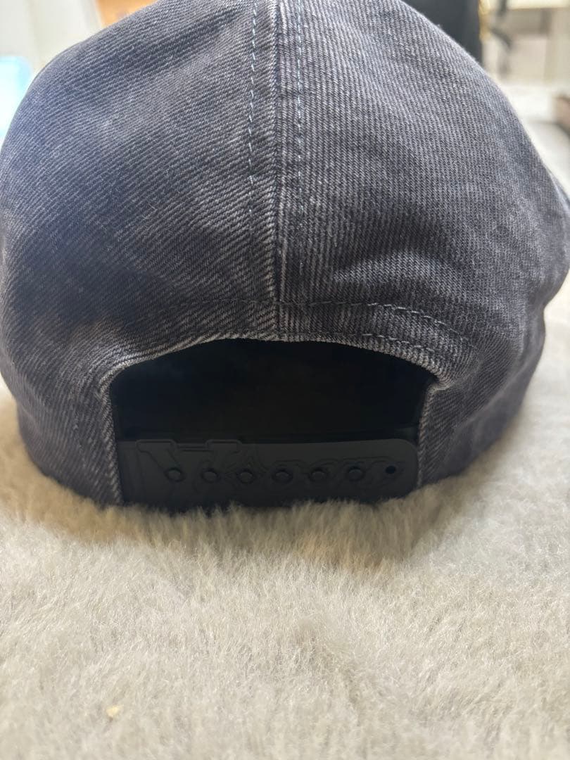 LOUIS VUITTON ダークグレー キャップ