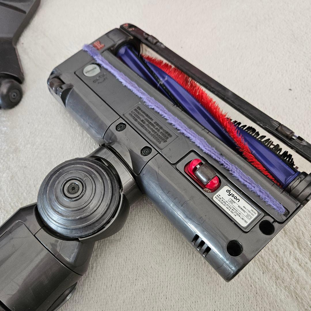 dyson ダイソン　CY24 サイクロン掃除機　動作確認OKです　簡易清掃済み